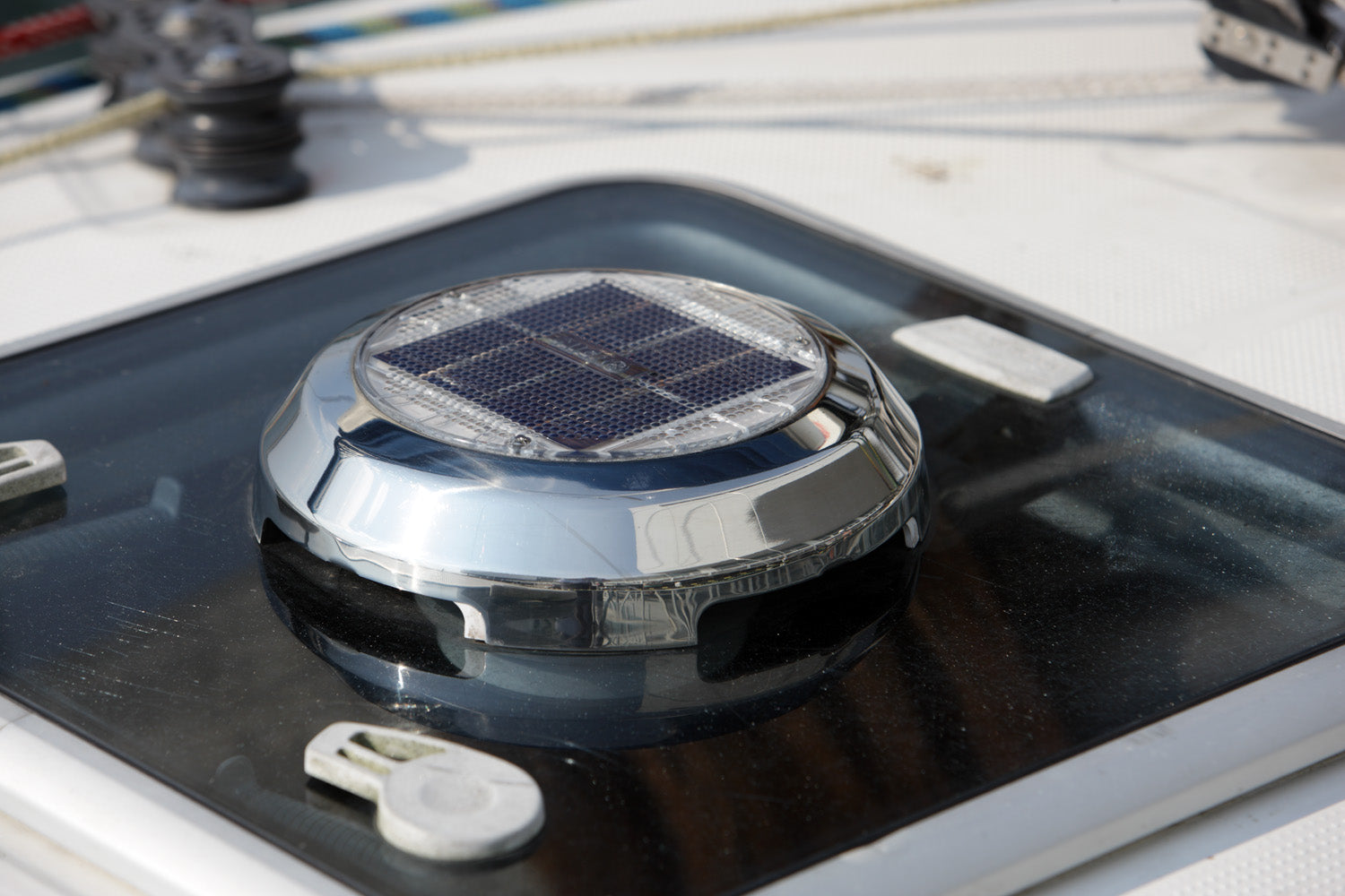 Marinco, 3" Day / Night Solar Vent with LED Lights