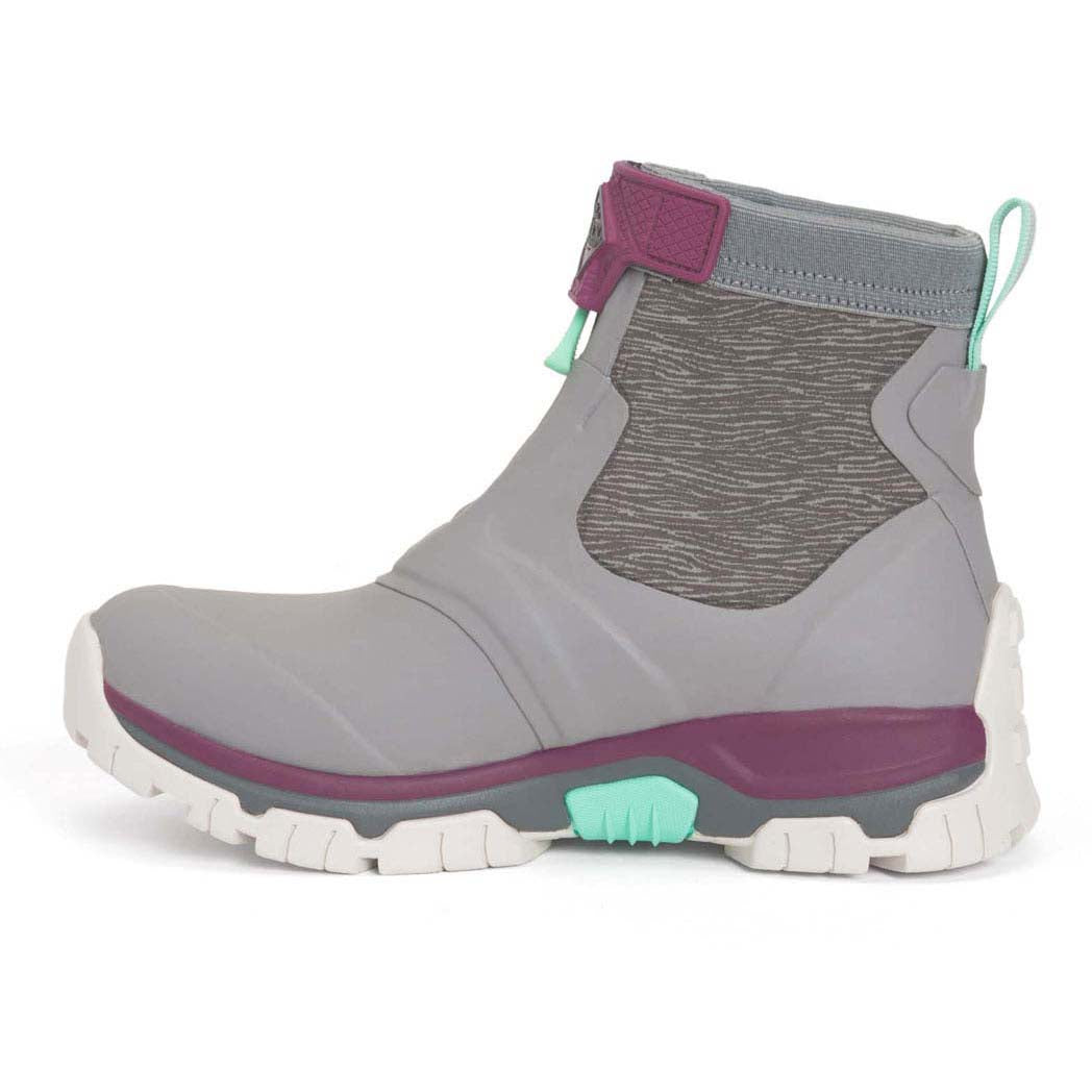 Open Box Muck Women's Apex Mid Zip Boot Black 9