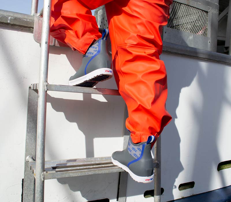 XTRATUF LFS Wheelhouse 6" Ankle Deck Boot