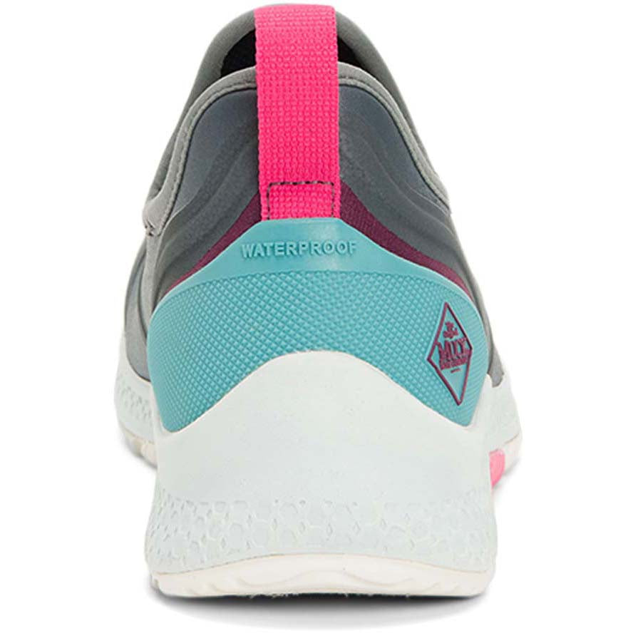 Muck Women's Outscape Low Sneaker