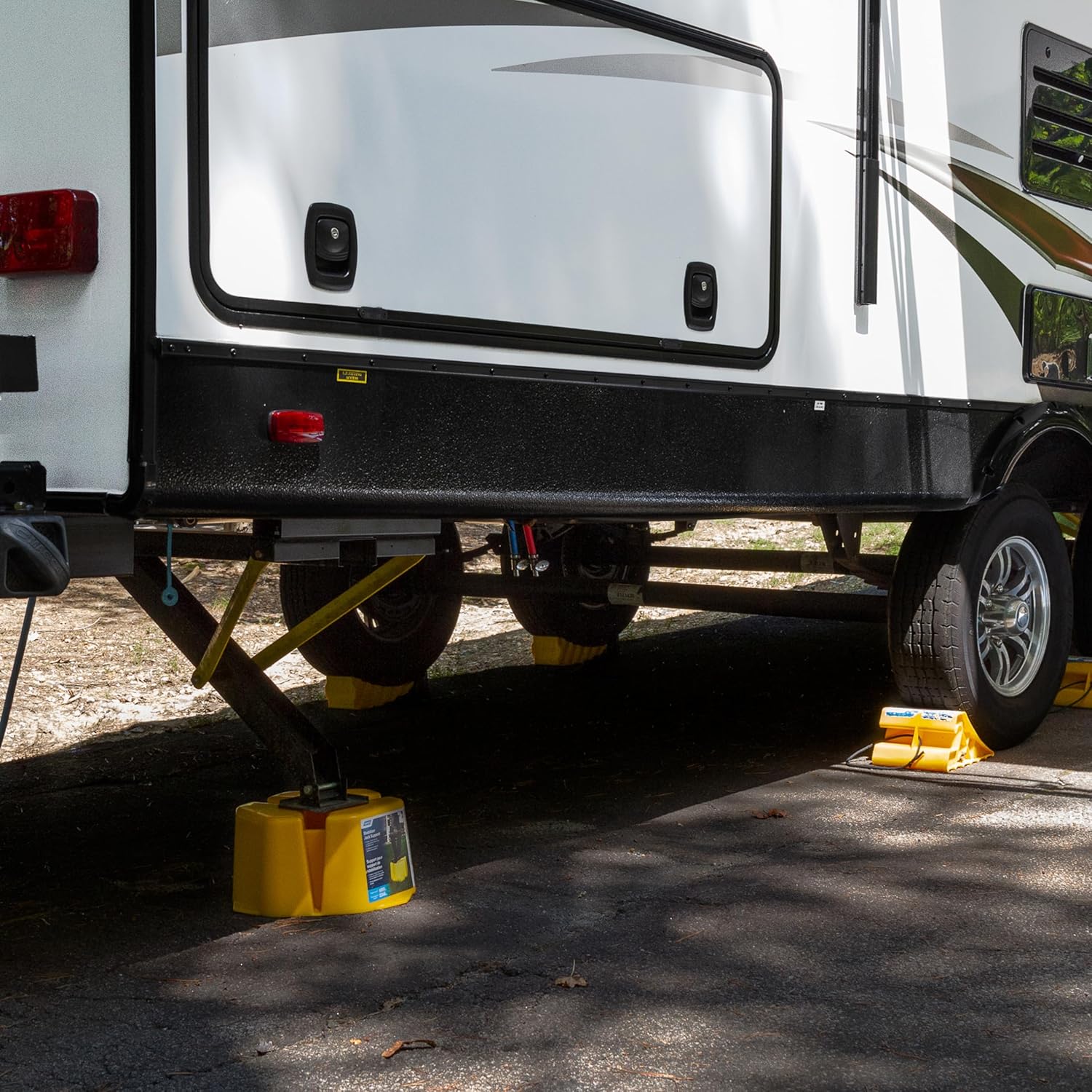 Camco Super Wheel Chock with Rope, Yellow (E/F)