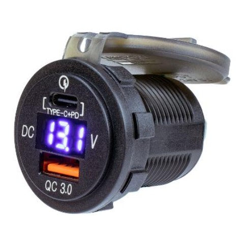 USB 3.0 & USB-C Power Socket w/Voltmeter