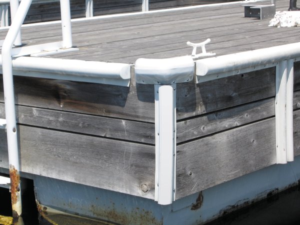 Dock Edge, Corner Bumper, Air Filled, Includes Screws & Holder, White, 12.25" x 11" x 4.5"