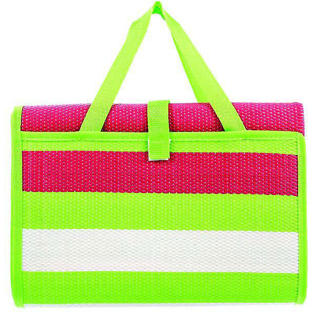 Camco 42813 Handy Mat Folds Out to 60" x 78", Green/White/Red