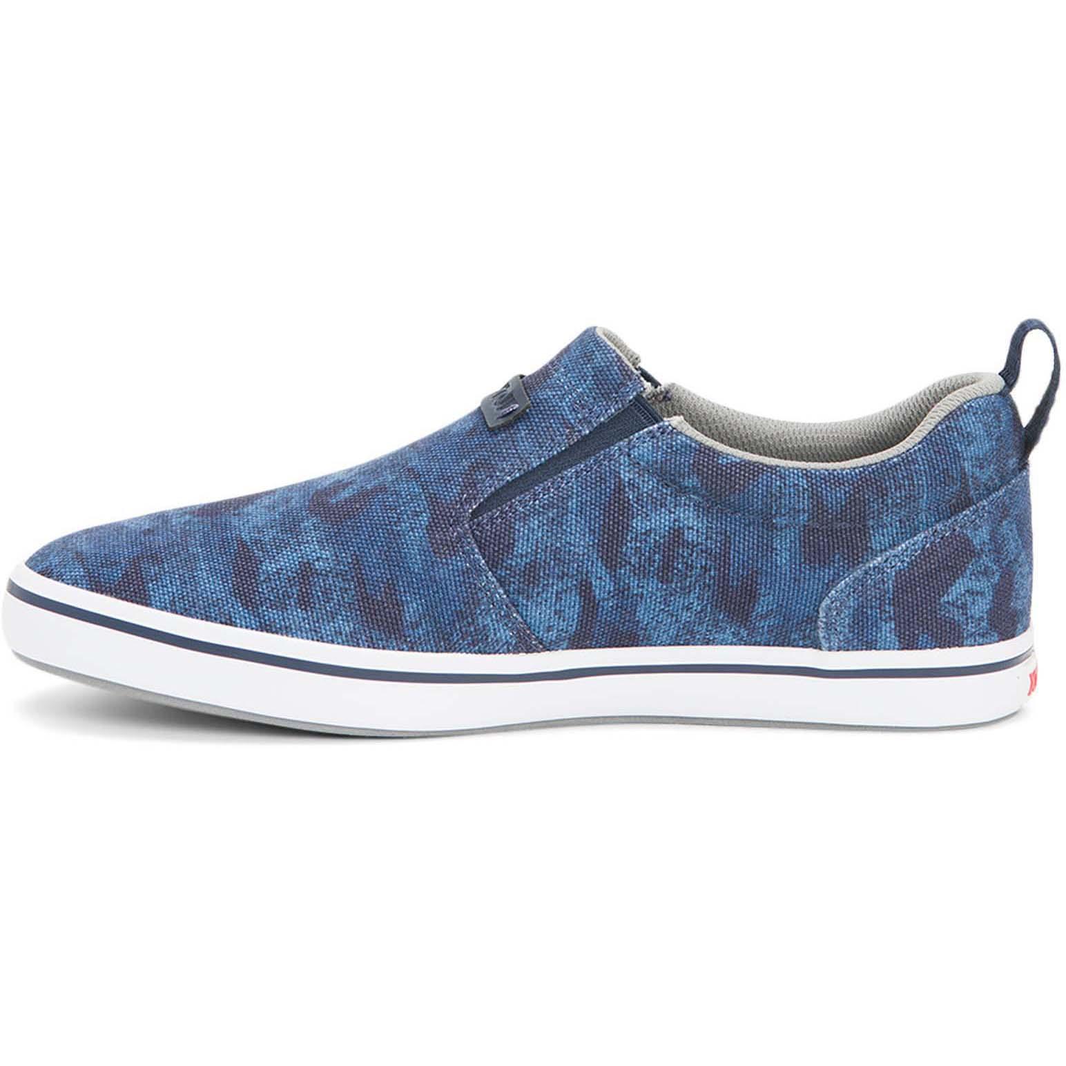 Open-Box Xtratuf Men's Sharkbyte Sustainable Deck Shoe, Blue Camo 10