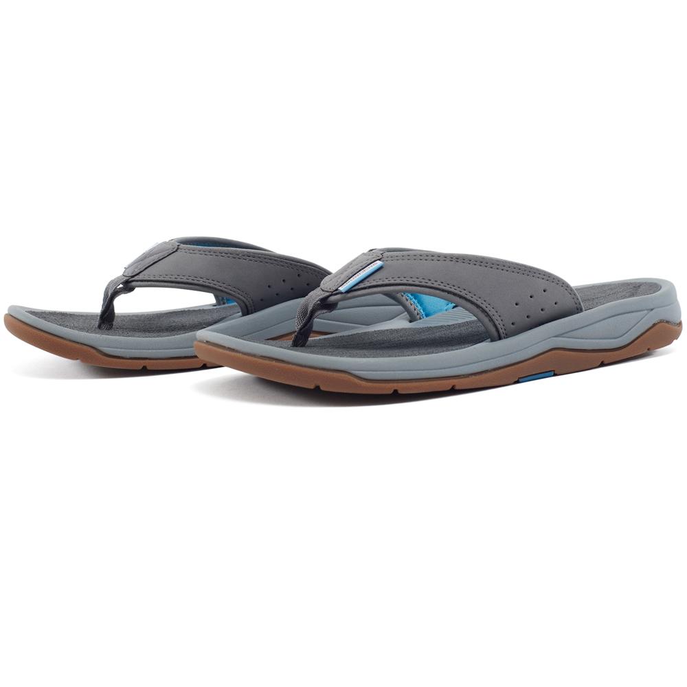 grundens deck shoes